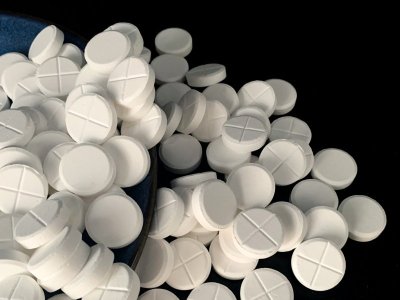  Fast Dissolving SDIC Tablets for Efficient Pool Maintenance